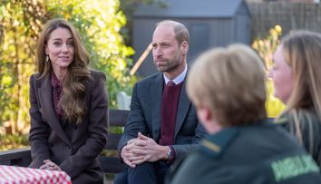 Ce a făcut Kate Middleton la prima sa apariție publică, după ce și-a terminat tratamentul pentru cancer. Prințesa de Wales a fost văzută alături de William