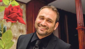 Ce familie frumoasă are Adrian Văncică! De ce nu își dorește ca cele două fiice să devină actrițe 