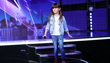 Cine e micuța Alesia, care l-a făcut pe Mihai Petre să verse câteva lacrimi la Românii au talent