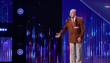 Românii au talent 2021: Dumitru Hermeneanu i-a amintit lui Smiley de copilărie: ”Vă mulțumesc pentru că m-am întors acasă!”