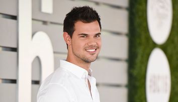 Taylor Lautner, actorul din “Twilight”, și-a cerut iubita de nevastă. Cum arată și cu ce se ocupă tânăra