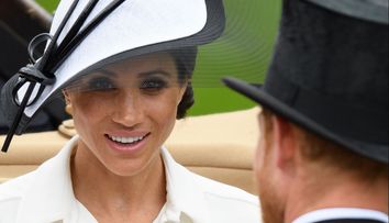 Motivul pentru care toată lumea se uită la picioarele lui Meghan Markle