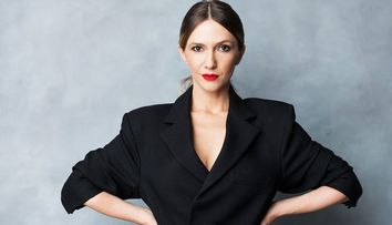 Adela Popescu este însărcinată! Vedeta a făcut marele anunț în direct, în emisiunea Vorbește lumea