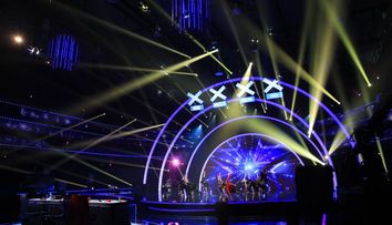 Idei creative si zeci de ore de munca pentru show-urile live 