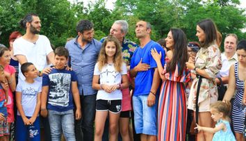 VIDEO Doi copii din Călărași au trăit pe viu visul mamei lor, la Visuri la cheie. Cum arată casa lor acum