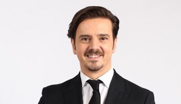 Mihai Petre revine în juriul Românii au talent!