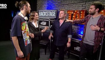 Cum a reactionat Smiley cand a vazut-o pe Laura Cosoi la Romanii au Talent. Imagini savuroase din culisele emisiunii
