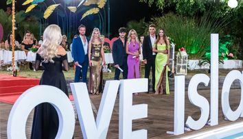 Marea Finală Love Island, 10 noiembrie 2023. Părinții finaliștilor, prezenți în cea mai importantă seară a tinerilor