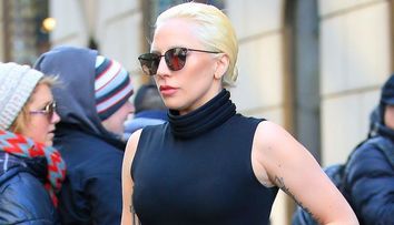 Pare o aparitie banala, dar trebuie sa vezi intreaga tinuta. Detaliul cu care Lady Gaga a atras atentia