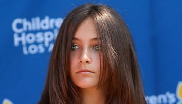 Schimbare radicala de look pentru Paris Jackson. Fiica celebrului cantaret, de nerecunoscut in cea mai recenta poza