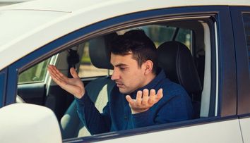 Gafa unui student care a fost taxat cu 1.300 de lire pentru o cursă cu Uber. „Am crezut că am visat”