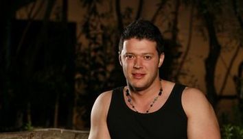 Victor Slav, campion la pescuit in Delta, iar surorile Cheeky - aventuri cu barca, la 