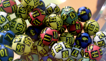 Report uriaș le JOKER. Ce surpriză a pregătit Loteria Română pentru extragerile Loto de Crăciun