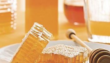 Mierea romaneasca indulceste mesele strainilor