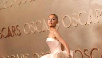 Ariana Grande a ajuns piele și os. Transformarea ei este șocantă: „Arată îngrijorător de slabă!” Ce greutate are, la 1,53 m înălțime