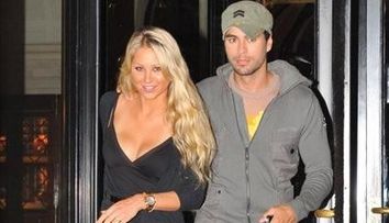 Anna Kurnikova, iubita lui Enrique Iglesias, frumoasa si sexy la 29 de ani! FOTO