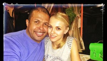 Andreea Ibacka, intr-o ipostaza jenanta. Cum a ajuns sa se plimbe cu pantalonii rupti in fund prin centrul Bucurestiului