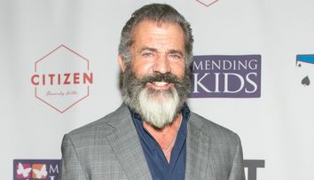 Mel Gibson, pe covorul rosu alaturi de iubita insarcinata. Cum arata femeia care urmeaza sa-i daruiasca al noualea copil