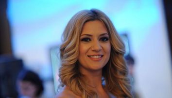 Cel mai spectaculos cadou de care ai auzit vreodata. Ce a primit Amalia Enache de la cel mai bun prieten al ei