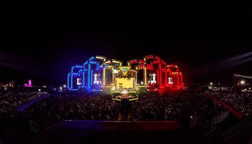 Beach, Please! în Ziua 3: 155.000 de participanți într-o singură zi. Future și Quavo, pentru prima dată LIVE în România. Inna și B.U.G. Mafia au făcut show