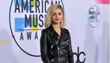 Selena Gomez arata fantastic cu noul ei look. Cum a aratat vedeta la un eveniment monden