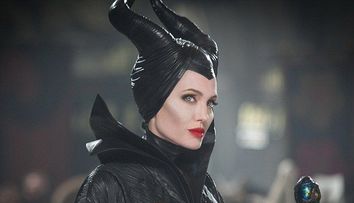 Fiica de cinci ani a Angelinei Jolie si a lui Brad Pitt, la primul ei rol. Primele imagini cu Vivienne in 
