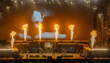 Bucureștiul a vibrat sub forța unui show Iron Maiden de proporții! Legendara trupă a adus pe Arena Națională un spectacol monumental, urmărit de aproape 32.000 de spectatori