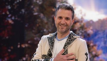 Vedetele sărbătoresc veselia, de 27 de ani, la PRO TV