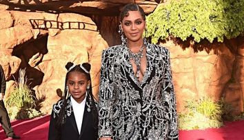 Beyonce și fiica ei de 7 ani, Blue Ivy, au colaborat la piesă. Vezi videoclipul