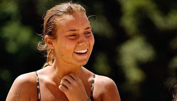 Alexandra Duli și-a sărbătorit ziua de naștere în compania iubitului. Cine este bărbatul care i-a cucerit inima fostei concurente de la Survivor România