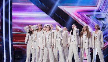 Românii au talent, 6 februarie 2026: Re-born, trupa de fete din Târgu Mureș care a transmis o poveste emoționantă prin dansul lor