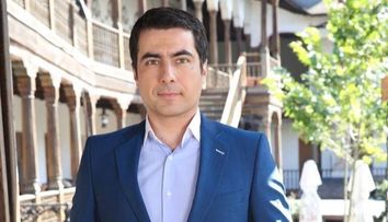 Cristian Leonte: ”Câteodată ajunge să treci dincolo de bună ziua ca să afli pe ce lume suntem”