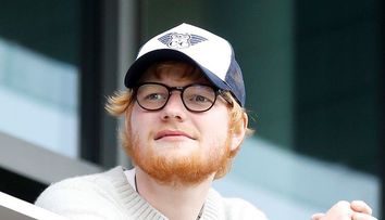 Ed Sheeran își construiește în curtea casei un loc pentru ”nunți și botezuri”