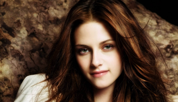 Kristen Stewart, aproape sa cheleasca. Imaginile recente cu actrita i-au uimit pe fanii sai