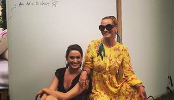 Andreea Esca împlinește 47 de ani. Cum arăta vedeta în adolescență, când era șatenă cu părul lung