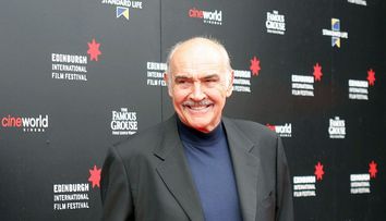 Povestea lui Sean Connery: drumul de la sărăcie lucie la faimă! În tinerețe a fost nevoit să doarmă într-un sicriu 