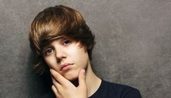 Justin Bieber nu mai este virgin!  El nici nu confirma nici nu infirma acest zvon!