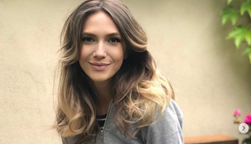Adela Popescu răspunde întrebărilor de pe Google. Ce curiozități au avut internauții 