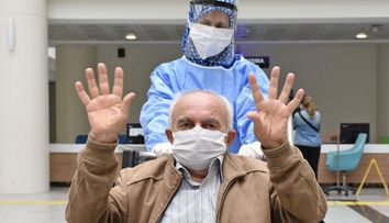 Medic italian: „Terapia cu plasmă funcționează”. Care sunt rezultatele tratamentului aplicat în Italia