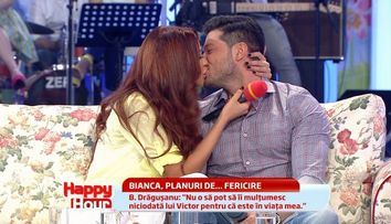 Bianca Dragusanu l-a sarutat pe Victor Slav in direct la 