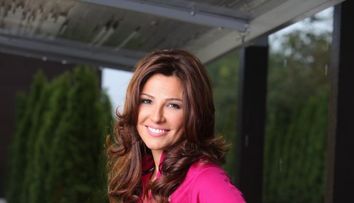Oana Cuzino te ajuta sa ramai in forma! A lansat un DVD cu Pilates, 