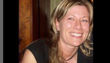 O mamă a decis să moară prin eutanasie, după ce și-a pierdut fiul într-un tragic accident. Azi se îndreaptă spre o clinică specializată din Elveția. ”Viața mea, alegerea mea”