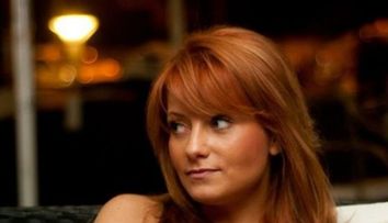 Sylvia a intrat in depresie. Din cauza vopsirilor repetate are probleme cu parul si risca sa cheleasca