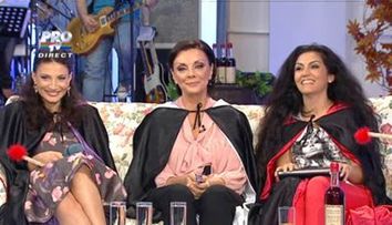 Ursitoarele Carmen Tanase, Doinita Oancea si Ioana Ginghina le fac urari tripletilor!