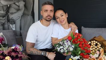 Câți bani a făcut Adi Rus cel mai mult într-un an. Soțul Vlăduței Lupău trăiește pe picior mare, chiar dacă a renunțat la fotbal: „Sperăm să meargă în continuare la fel de bine”