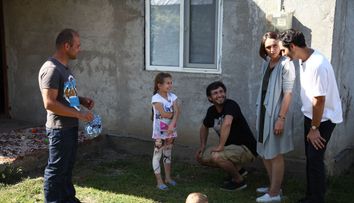 Pentru ei fericirea parea imposibil de atins. Echipa Visuri la Cheie a reaprins bucuria pentru doi micuti ramasi fara mama