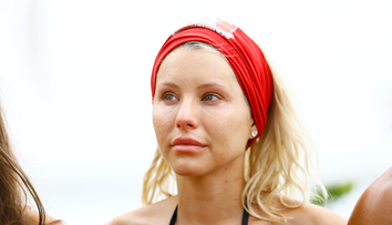 Carmen Grebenișan, cele mai sexy ipostaze de pe Instagram. Cum arată concurenta de la Survivor machiată și aranjată