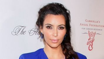 Aparitie incendiara in Thailanda cu Kim Kardashian. Cum a fost surprinsa in bikini viitoarea sotie a lui Kanye West