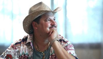 Mihai Bobonete, la pescuit în Delta Dunării. Actorul s-a bucurat de o captură impresionantă