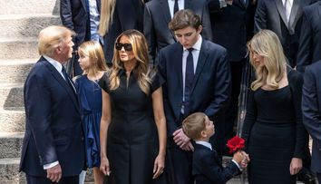 Barron Trump, apariție rară! Adolescentul de 16 ani pare să nu se oprească din crescut. Ce înălțime are acum